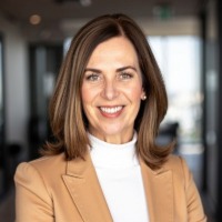 Travel_Again_Podcast_Guests-1-Doreen Burse Doreen Burse